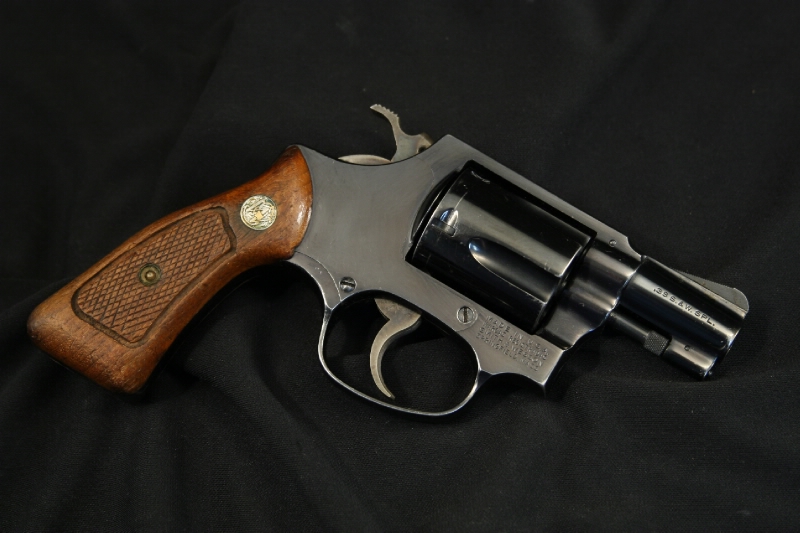 s-w-smith-wesson-model-36-chief-s-special-38-special-double-action